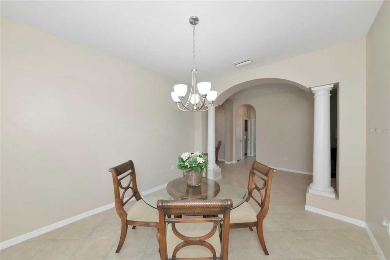 6816 46th Terrace E, Bradenton, FL 34203 Photo