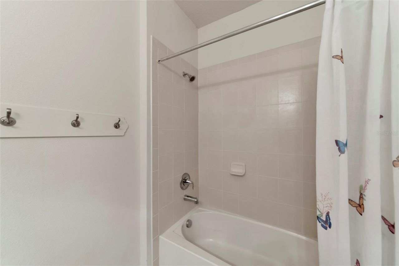 6816 46th Terrace E, Bradenton, FL 34203 Photo