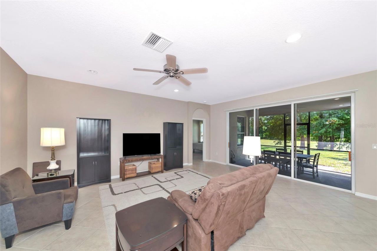 6816 46th Terrace E, Bradenton, FL 34203 Photo