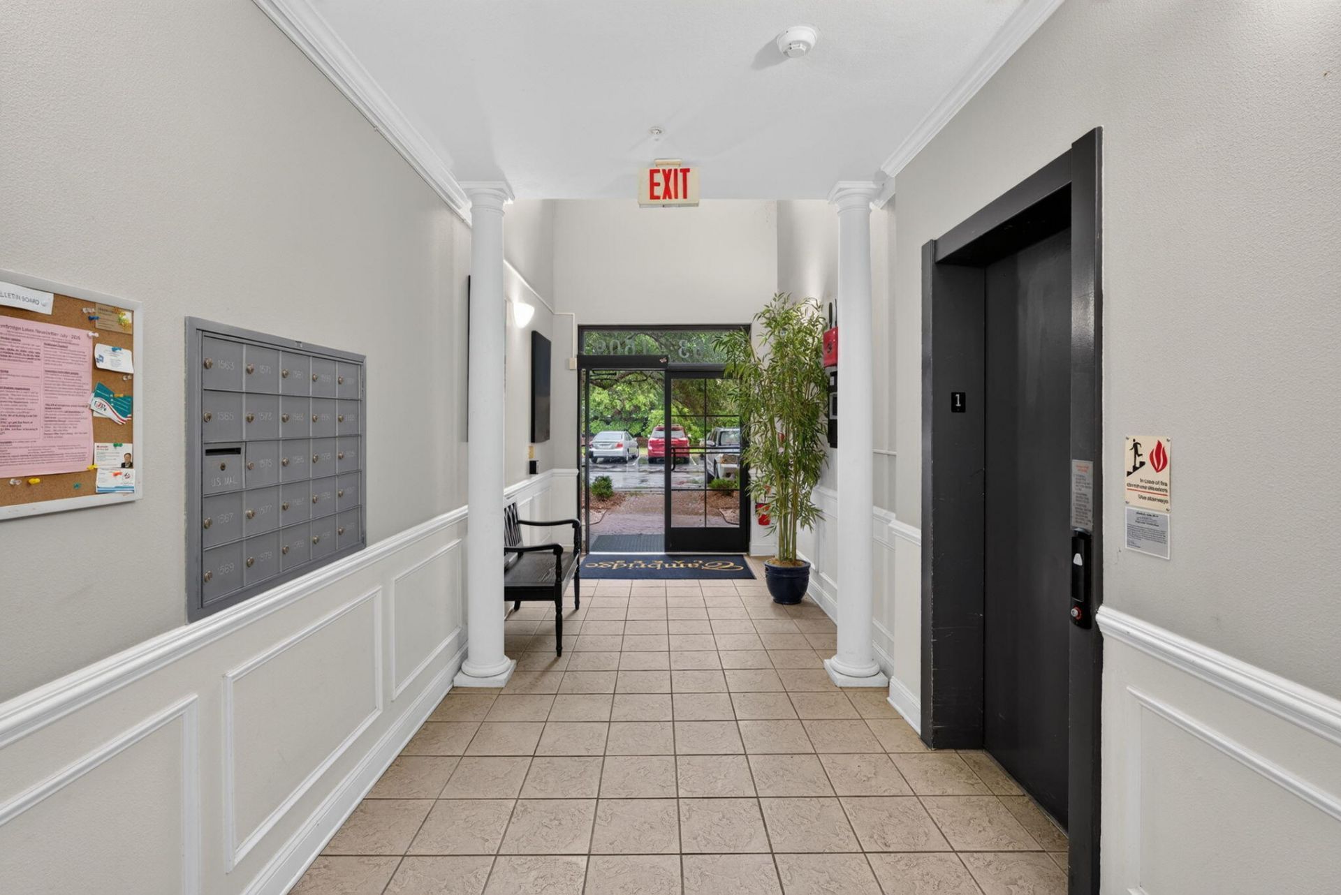 1603 Cambridge Lakes Drive Photo 32