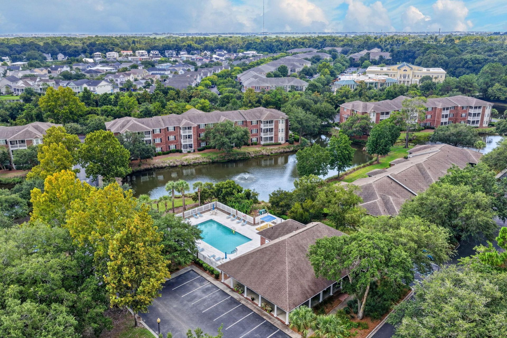 1603 Cambridge Lakes Drive Photo 36