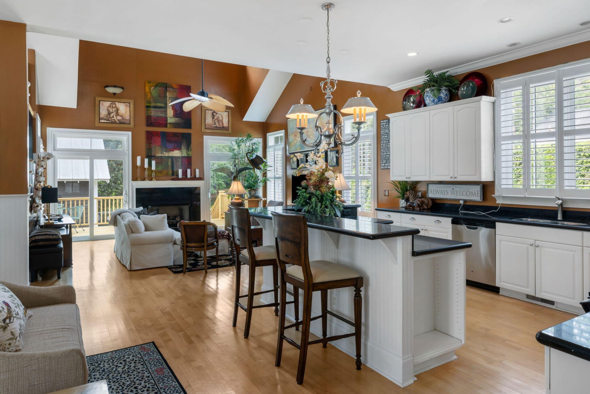 4013 E Amy Lane Photo 6