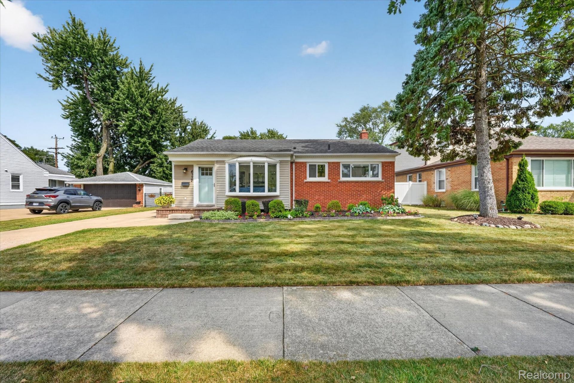 4112 Durham Road, Royal Oak, Mi 48073 Main Photo