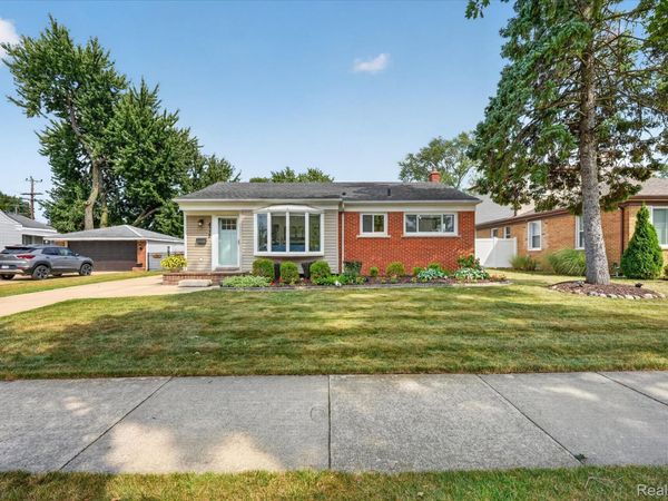 4112 Durham Road, Royal Oak, Mi 48073