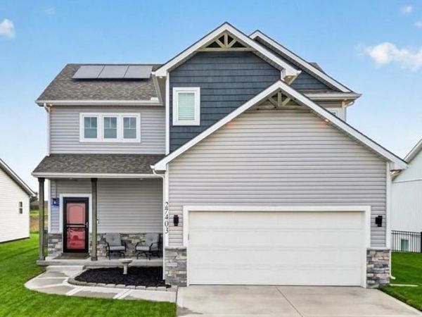 27403 E Cedar Grove Drive, Lee's Summit, MO 64086