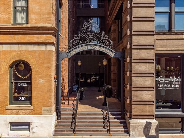 308 W 8th Street, Unit 507, Kansas City, MO 64105