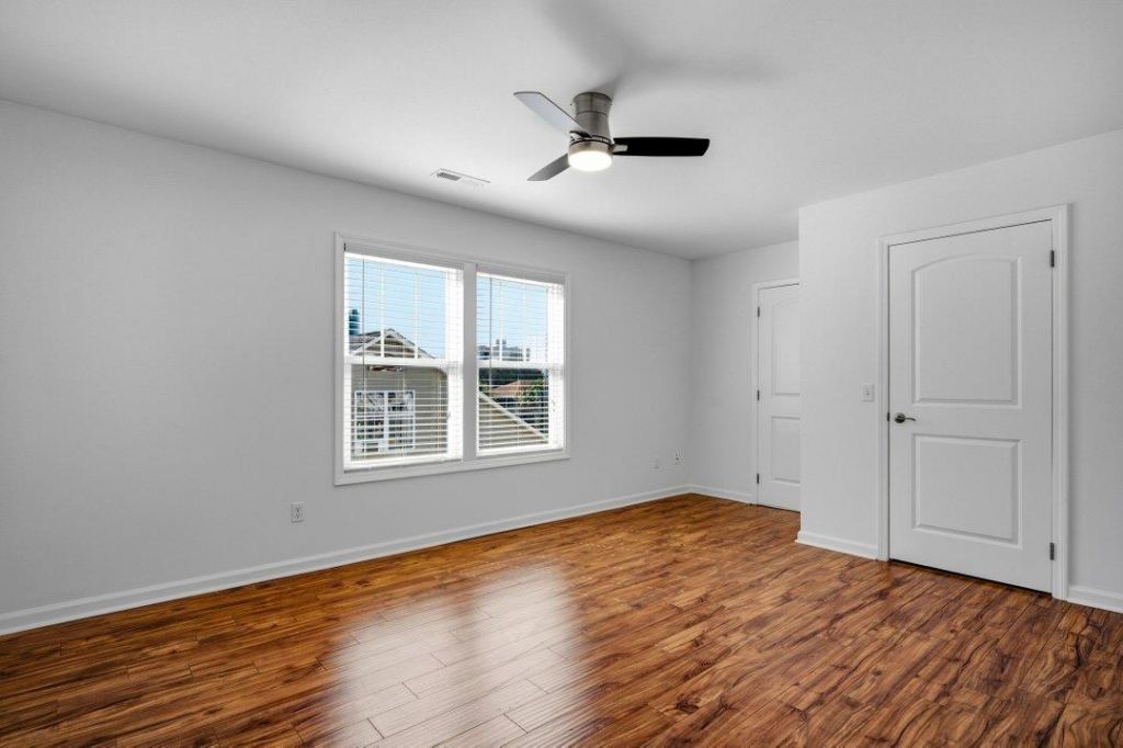 208 Vista Dr.  Photo 14