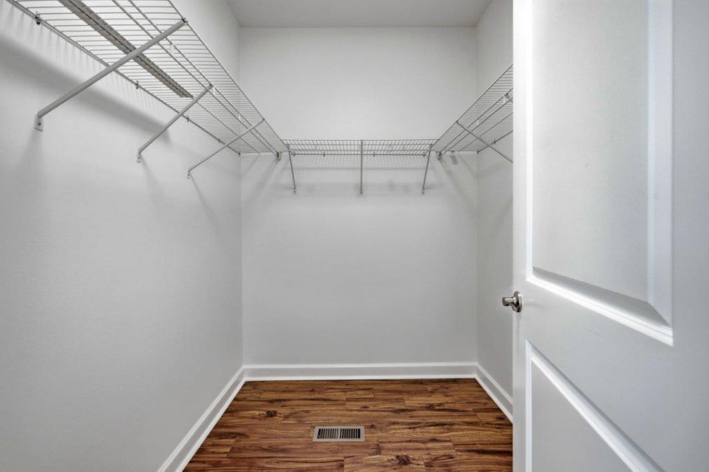 208 Vista Dr.  Photo 15