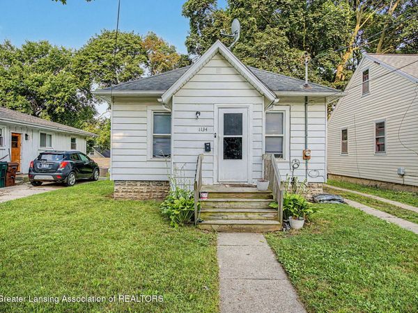 1134 Mccullough Street, Lansing, MI 48912