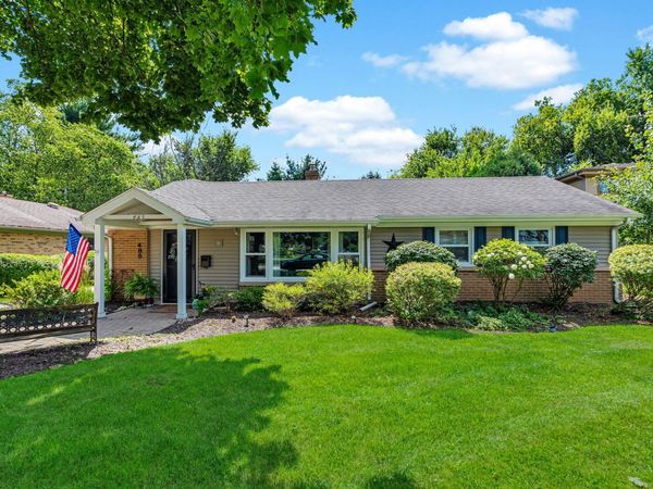 485 PORTER Avenue , Crystal Lake, IL 60014