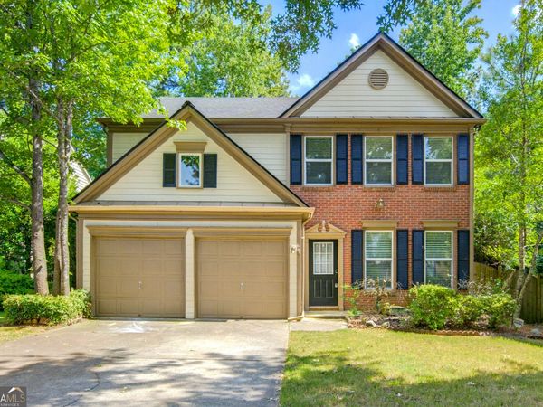 395 Cadeleigh Court, Johns Creek, GA 30005