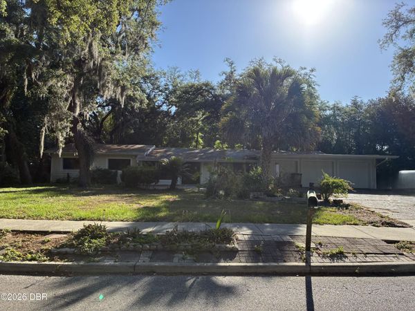 306 S Burlingame Avenue, Temple Terrace, FL 33617