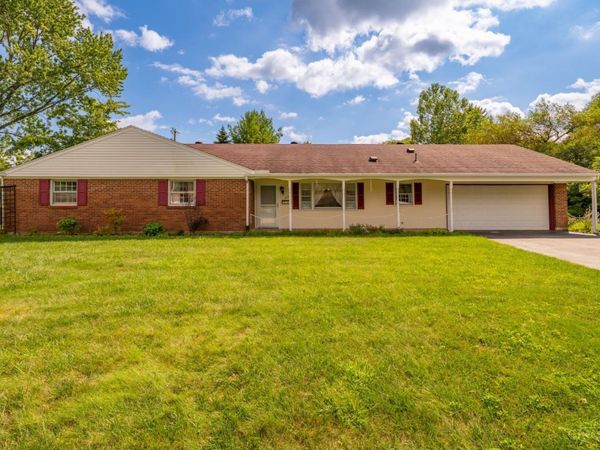 231 Prague Court, Centerville, OH 45458