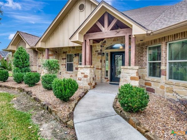 249 Post Oak Bend , Inez, TX 77968