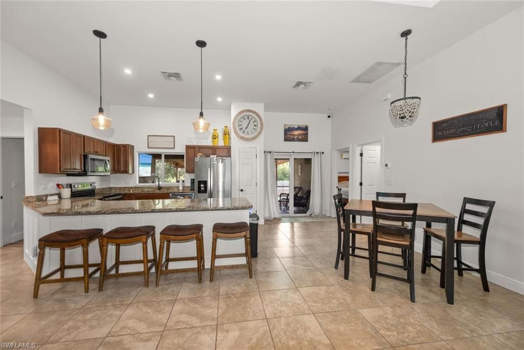 2401 Leavitt Rd, Alva, FL 33920 Photo