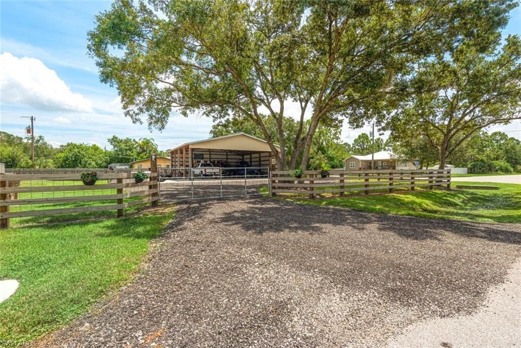 2401 Leavitt Rd, Alva, FL 33920 Photo