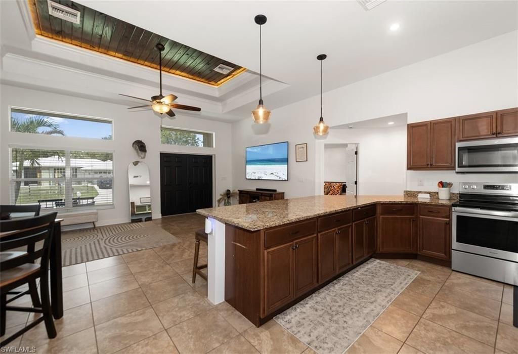 2401 Leavitt Rd, Alva, FL 33920 Photo