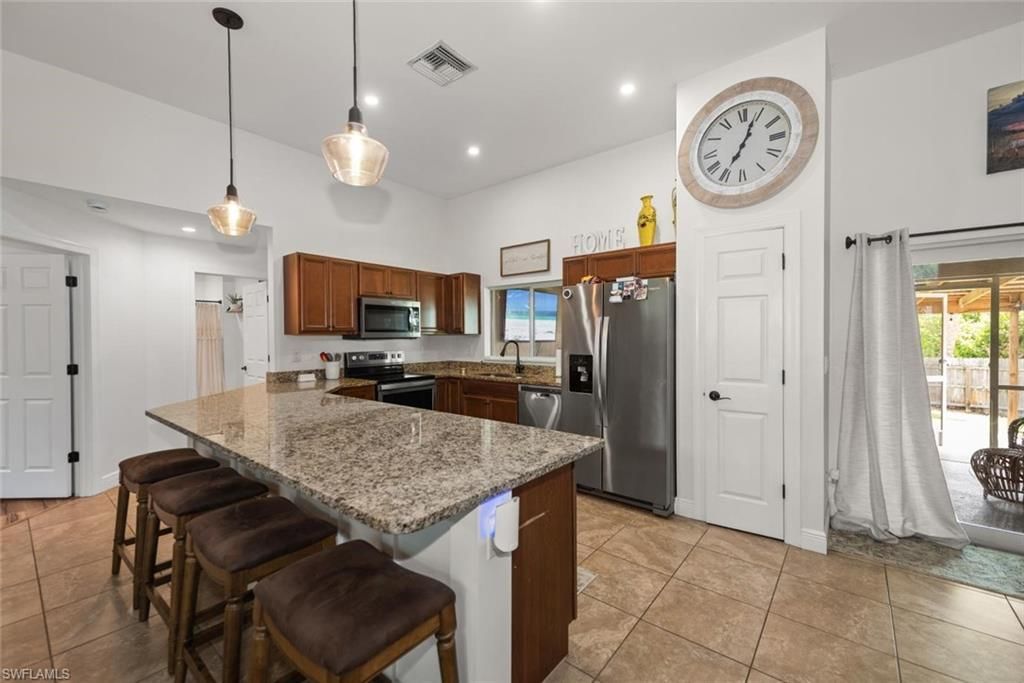 2401 Leavitt Rd, Alva, FL 33920 Photo