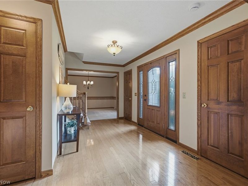 6224 Sandy Ridge Circle NW, North Canton, OH 44720 Photo 10