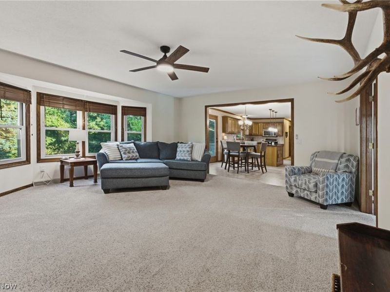 6224 Sandy Ridge Circle NW, North Canton, OH 44720 Photo 14