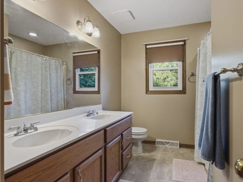 6224 Sandy Ridge Circle NW, North Canton, OH 44720 Photo 38