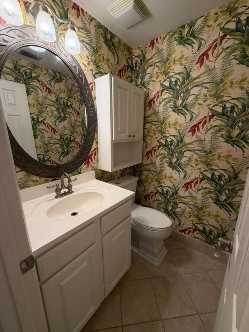 2050 Oleander Boulevard, Unit 2-202, Fort Pierce, FL 34950 Photo