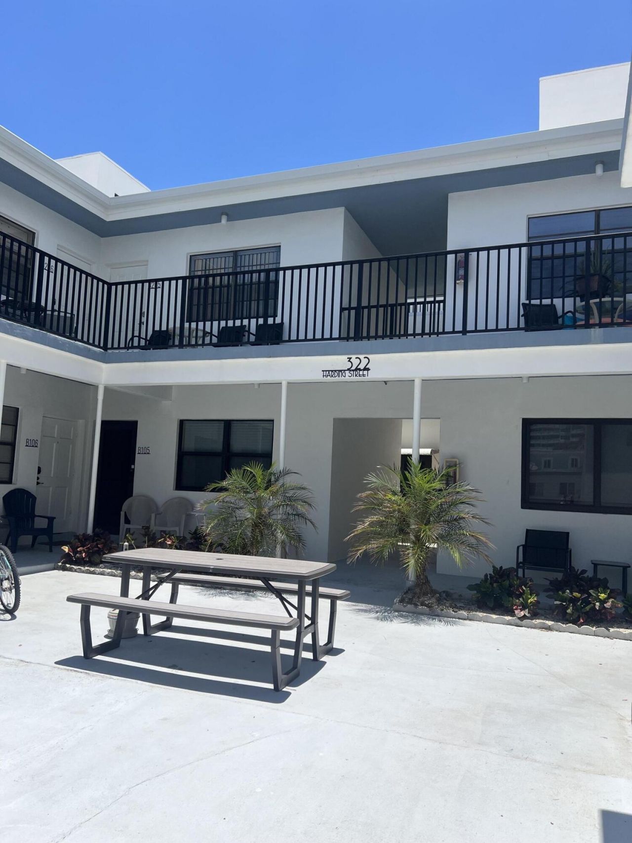 322 Harding Street, Unit B205, Hollywood, FL 33019 Photo
