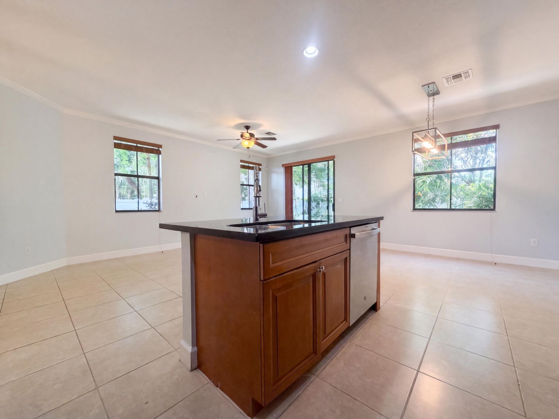 4967 NW 59th Street, Tamarac, FL 33319 Photo