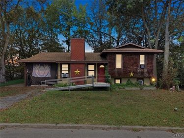 2208 Bellevue Avenue , Syracuse, NY 13219
