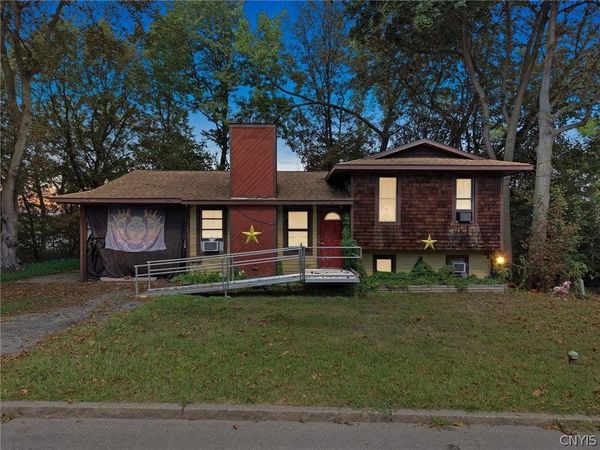 2208 Bellevue Avenue , Syracuse, NY 13219