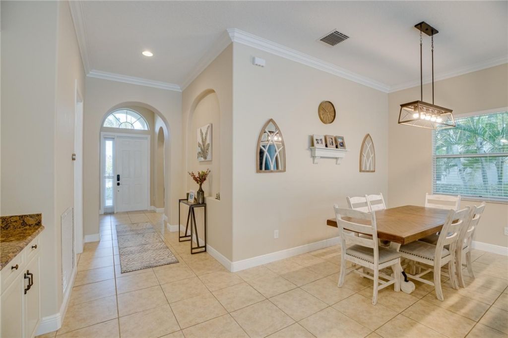 4247 Diamond Square, Vero Beach, FL 32967 Photo