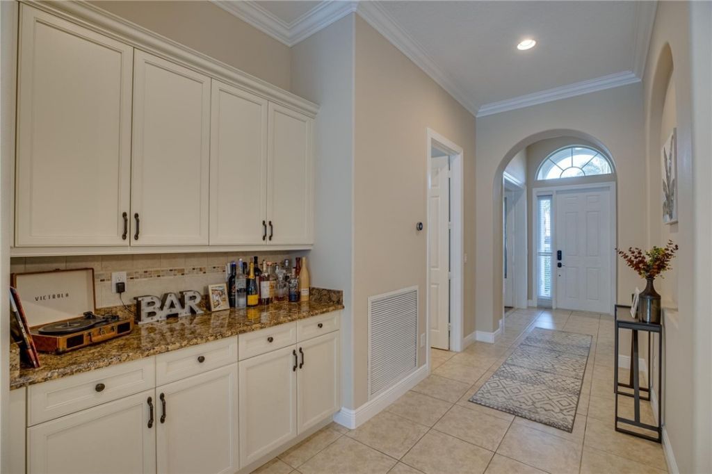4247 Diamond Square, Vero Beach, FL 32967 Photo