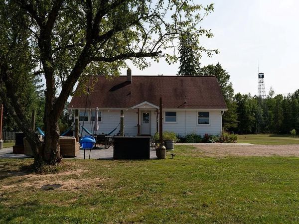 W8946 Us Hwy 8, Ladysmith, WI 54848