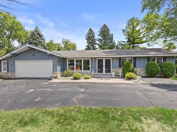 2310 Guinevere DRIVE, Brookfield, WI 53045