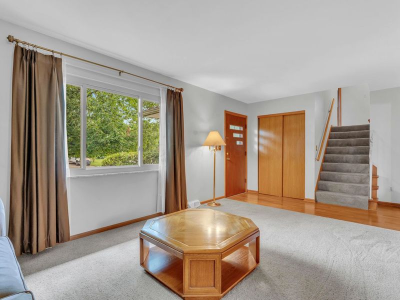 5297 Sandalwood Court, Columbus, OH 43229 Photo 13