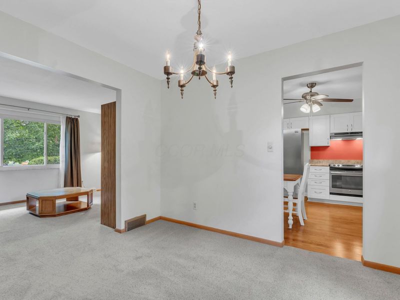 5297 Sandalwood Court, Columbus, OH 43229 Photo 15