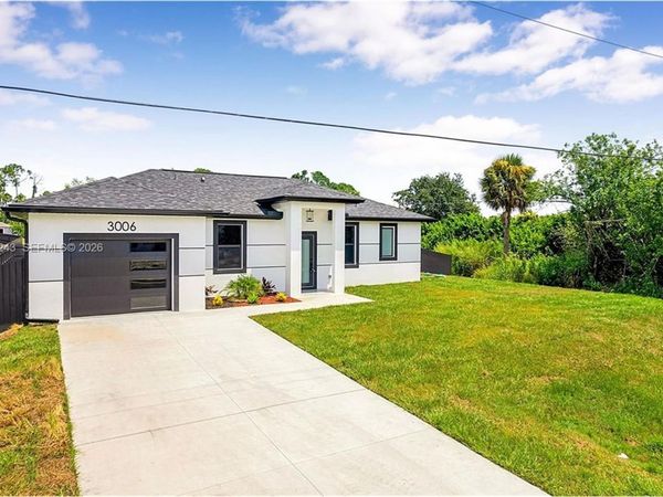 3006 39th ST SW , Lehigh Acres, FL 33976
