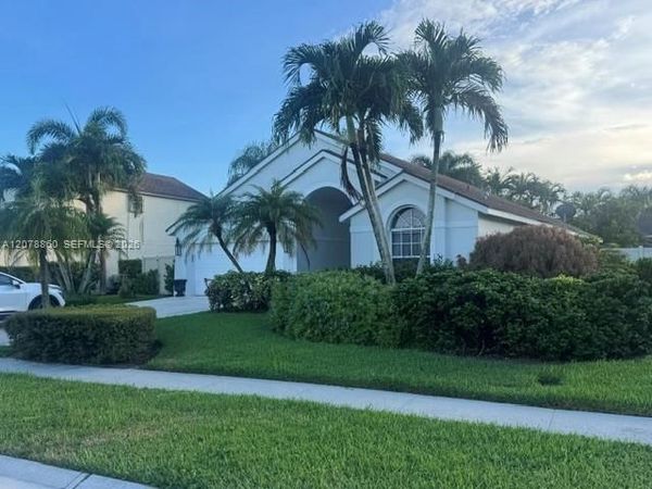 12741 Meadowbreeze Dr, Wellington, FL 33414