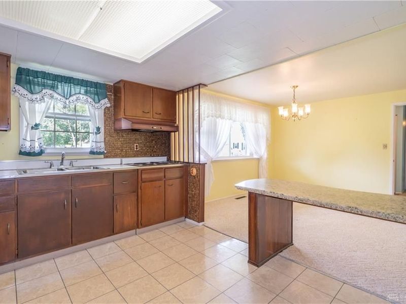 231 Prague Court, Centerville, OH 45458 Photo 9