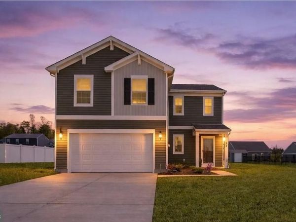 32 ENEFACE CREST, HANOVER, PA 17331
