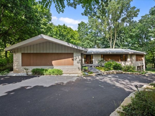 89 Cary Avenue, Highland Park, IL 60035