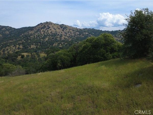 47595 Diablo Lane, Squaw Valley, CA 93675