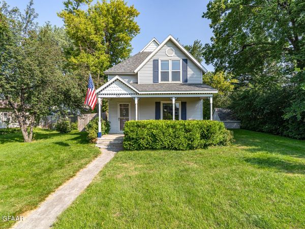 323 4TH Street , Thompson, ND 58278