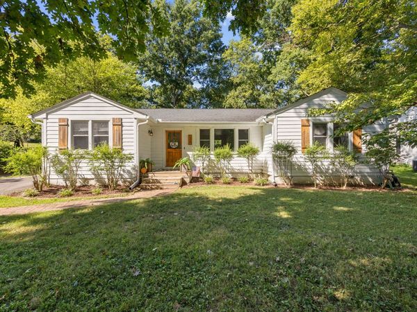 110 Park Cir , Columbia, TN 38401