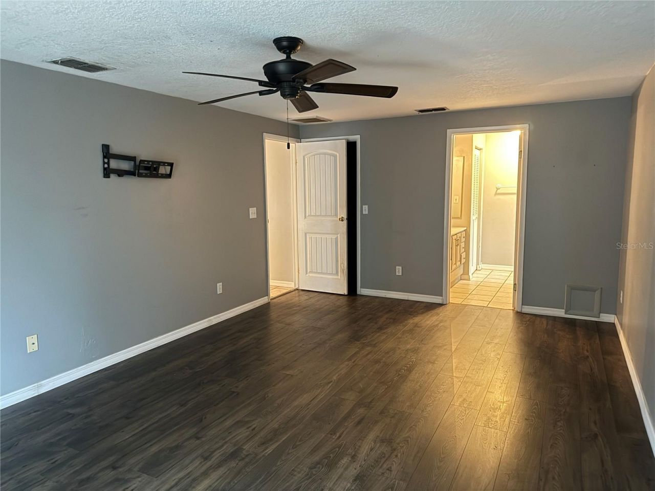 5521 Redhawk Drive, New Port Richey, FL 34655 Photo