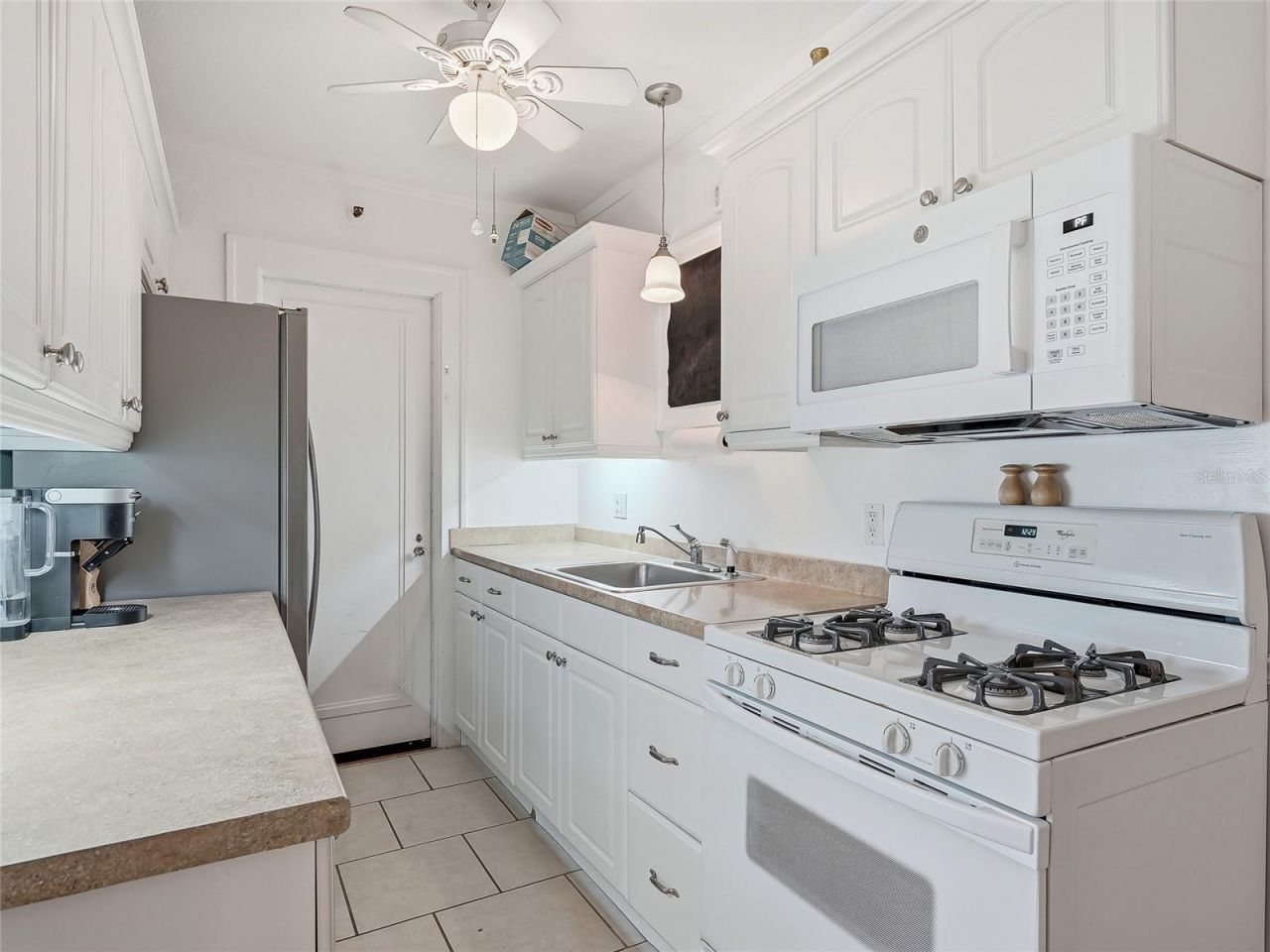 130 4th Avenue N, Unit 107, Saint Petersburg, FL 33701 Photo