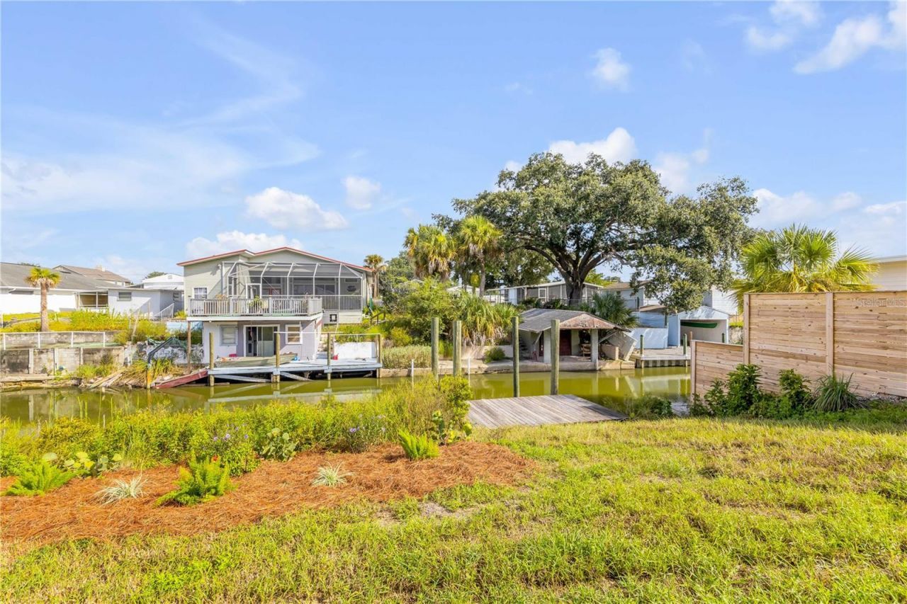 128 Indian Creek Road , Oak Hill, FL 32759 Photo