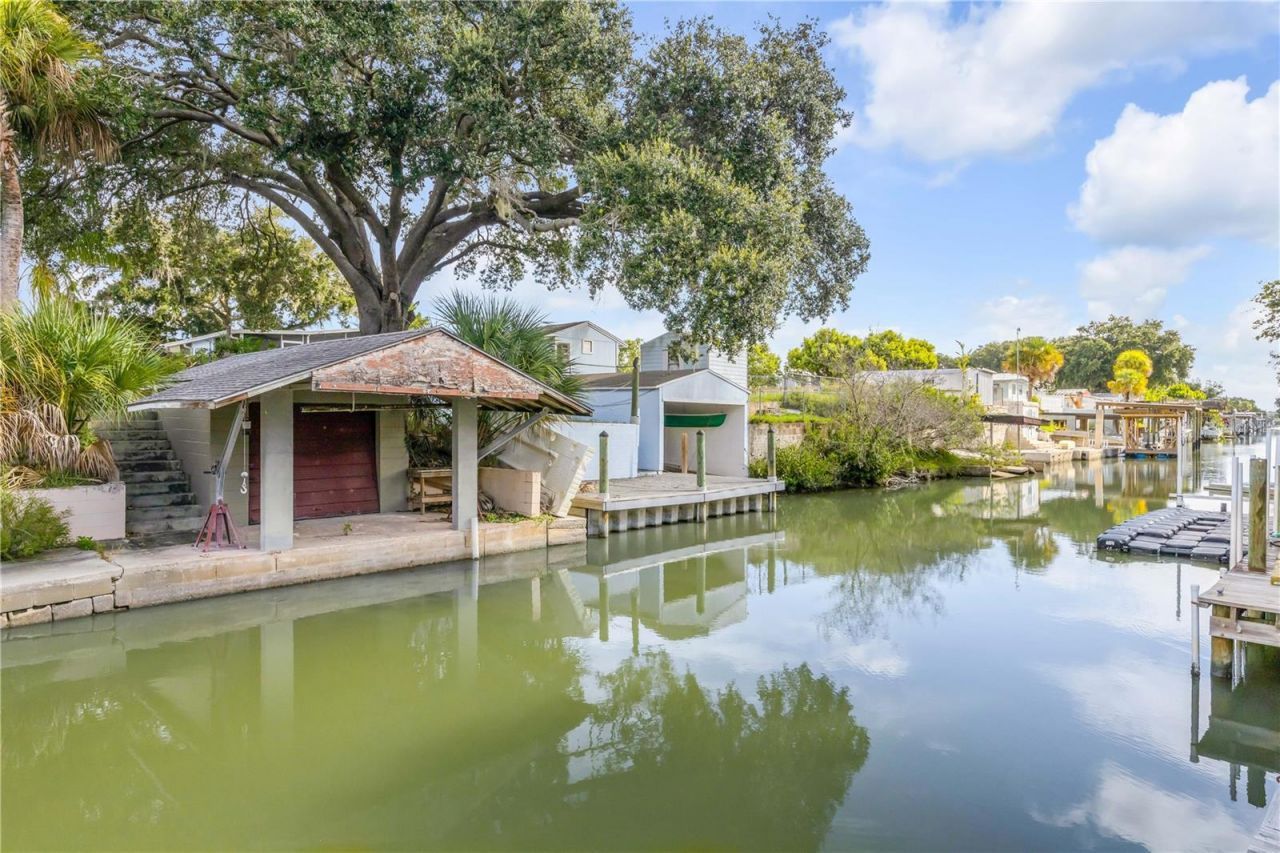128 Indian Creek Road , Oak Hill, FL 32759 Photo