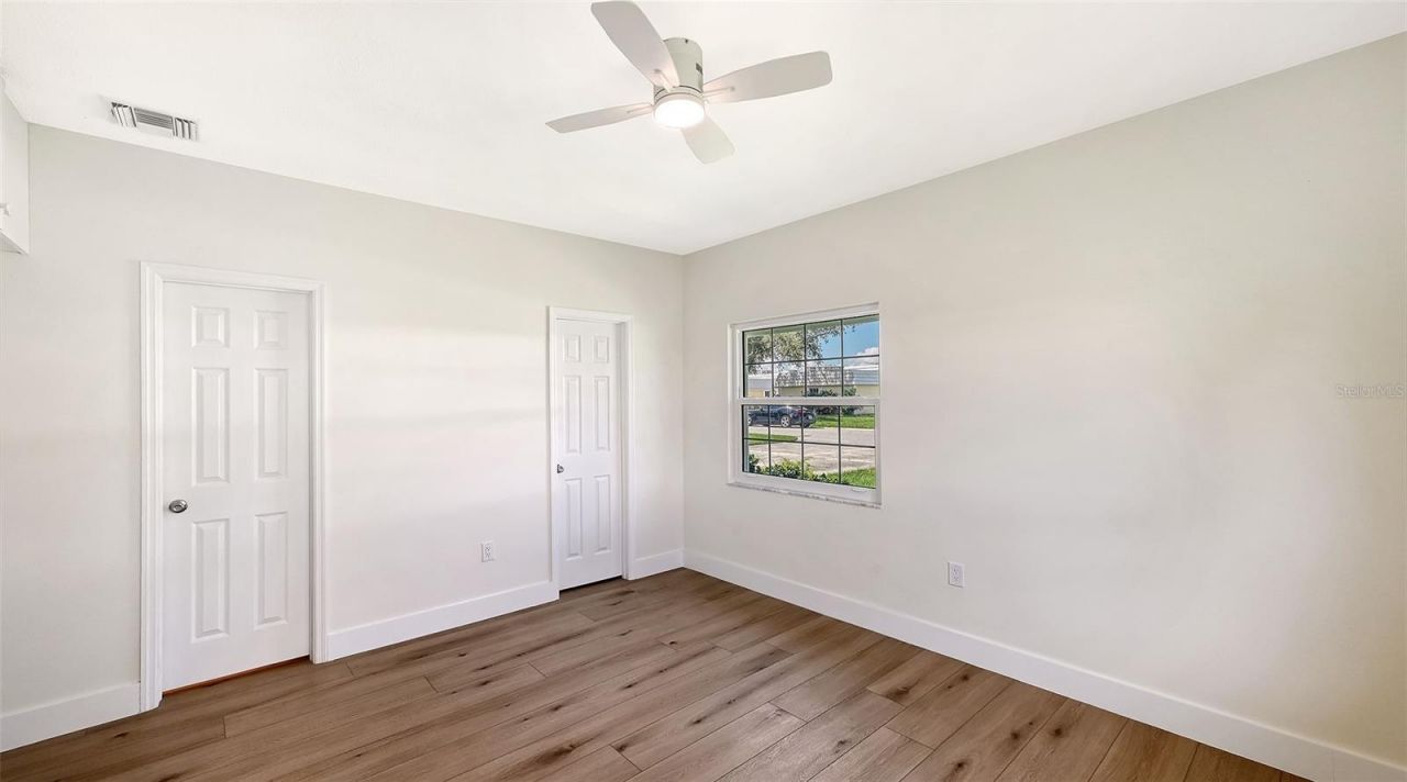 5911 Tidewood Avenue, Unit 3, Sarasota, FL 34231 Photo
