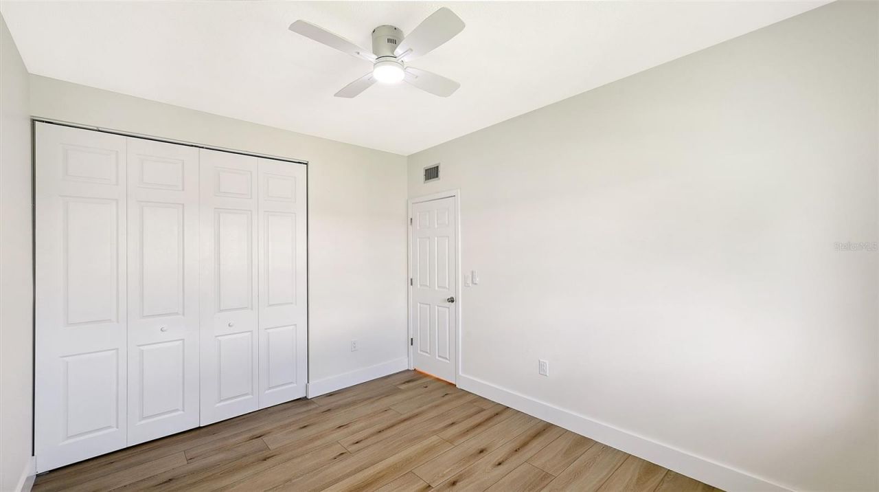 5911 Tidewood Avenue, Unit 3, Sarasota, FL 34231 Photo
